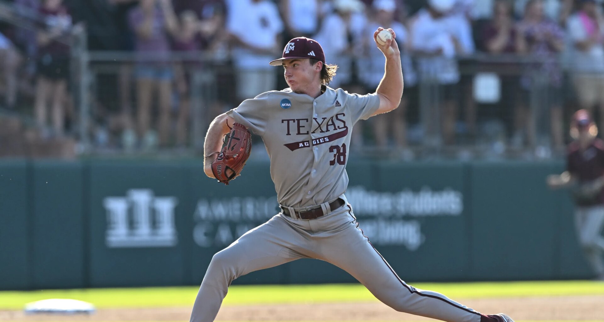 Texas A&M baseball holds on to claim 11-9 win over Missouri in Game 1