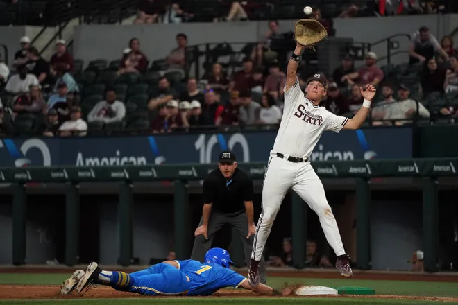 Mar 1, 2026; Arlington, TX, USA; UCLA Bruins against Mississippi State Bulldogs during the Amegy Bank College Baseball Series at Globe Life Field. Mandatory Credit: Dustin Safranek-Imagn Images