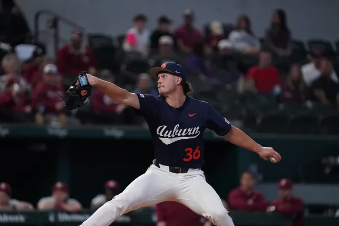 Feb 21, 2026; Arlington, TX, USA; Florida State Seminoles vs Auburn Tigers during the Amegy Bank College Baseball Series at Globe Life Field. Mandatory Credit: Raymond Carlin III-Imagn Images
