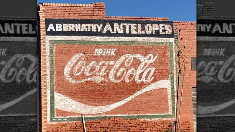 Coca-Cola mural in Abernathy, Texas