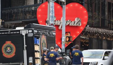 The Austin Police Department and the FBI investigate a shooting at Buford's on 6th Street on Sunday, March 1, 2026, in Austin, Texas. (AP Photo/Jack Myer)