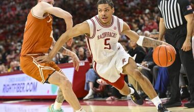 Arkansas basketball clinches SEC Tournament top 4 seed with blowout win over Texas