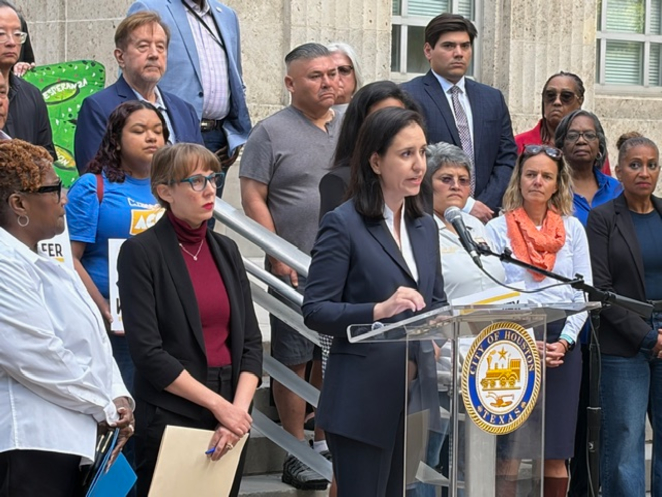 Some Houston Council Members Say No Crime, No Call to ICE