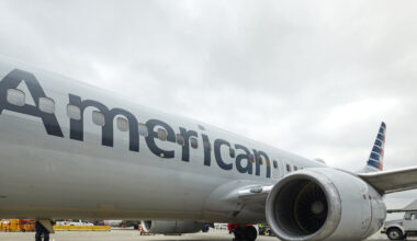 American airlines, dallas, corpus christ, emergency landing, dfw