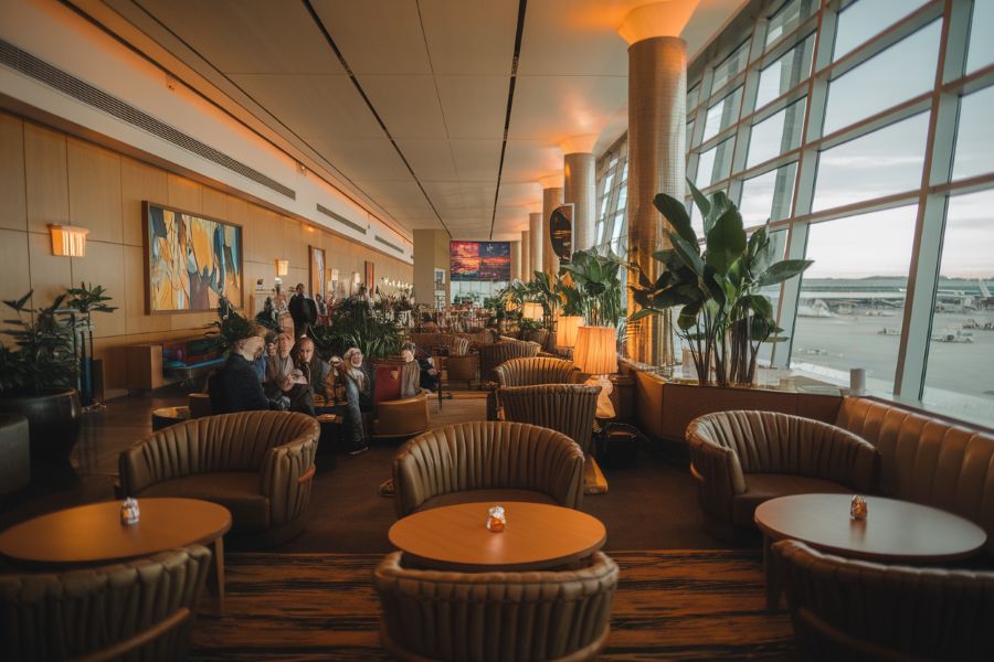 American Airlines to Build New Admirals Club Lounge with Outdoor Terrace at Austin-Bergstrom International Airport in Texas: Everything You Need to Know