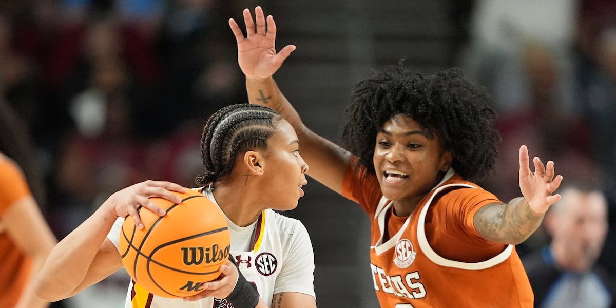 Gamecocks fall to Texas in SEC title game, 74-59