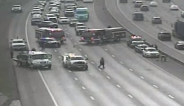 I-610 closes eastbound lanes on South Loop briefly after major crash