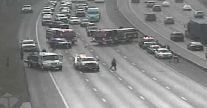 I-610 closes eastbound lanes on South Loop briefly after major crash