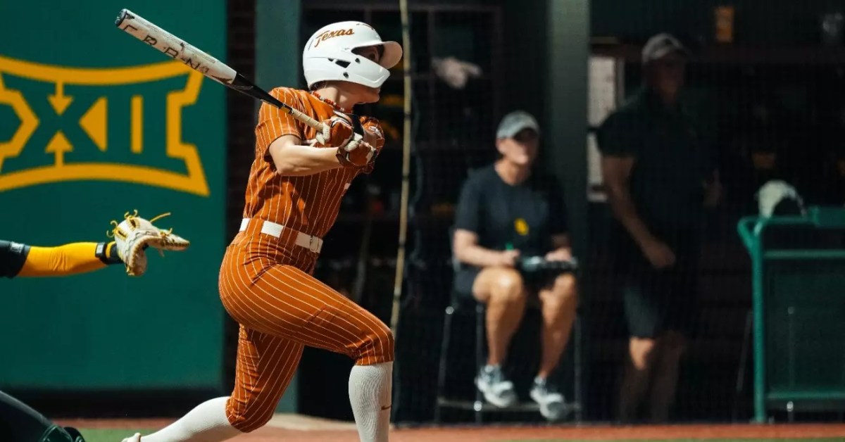 No. 2 Texas sweeps I-35 rivals Baylor