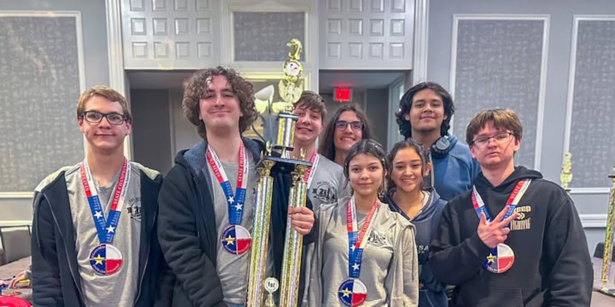 Local restaurants to help raise funds for FHS Chess nationals trip