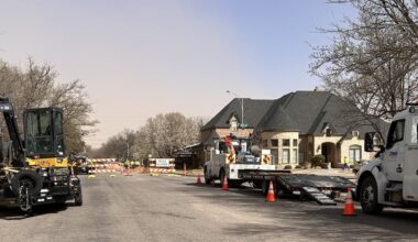 Homes evacuated due to gas leak in central Lubbock