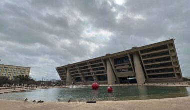 Dallas leaders weigh future of City Hall