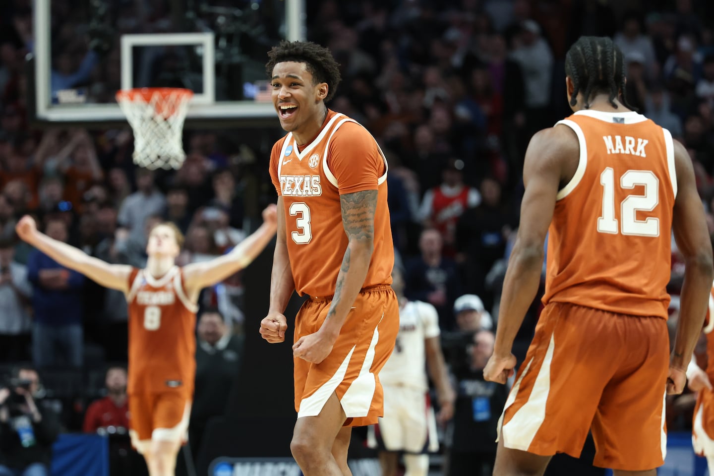 Dailyn Swain helped Texas reach the Sweet 16 for the first time since the 2022-23 season.