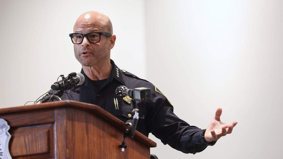 Fort Worth TX police bodycam shows officer fatally shoot man