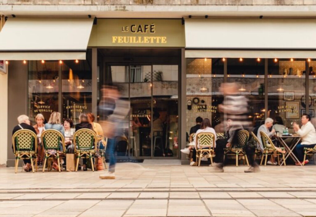 Image shows the front storefront of Cafe Feuillette