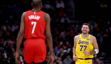 Rockets’ offense stalls in fourth quarter as Lakers cruise to 100-92 win