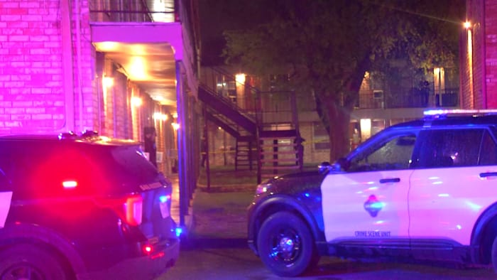 Man fatally shot at far West Side apartment complex, SAPD says