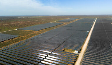 An aerial view of a solar farm in Ector County, Texas. Credit: Brandon Bell/Getty Images