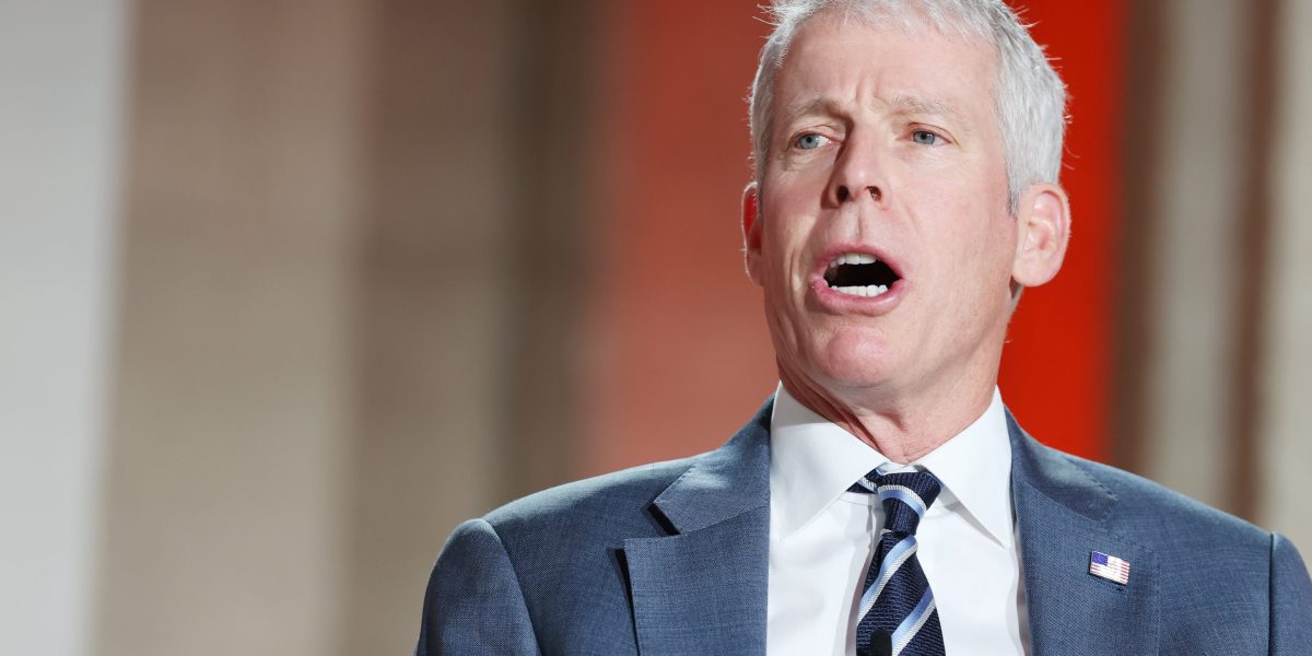 Energy secretary uses Defense Production Act to force Texas oil company to restore Calif. operations