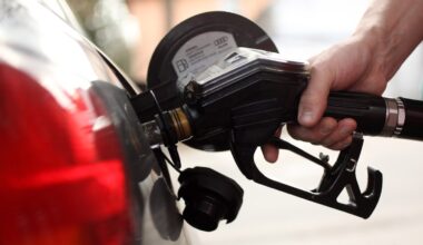 Oil prices surge, stock futures slide after U.S. strikes Iran – NBC 5 Dallas-Fort Worth