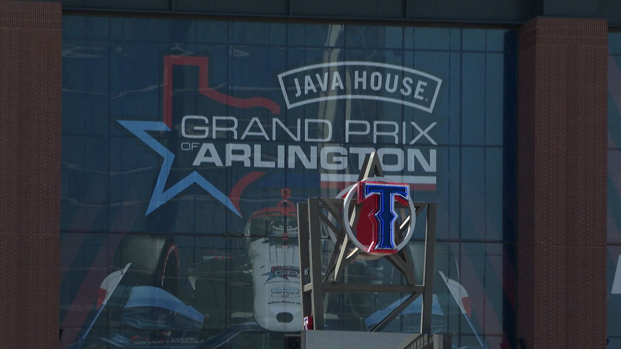 Java House Grand Prix of Arlington takes off for race fans
