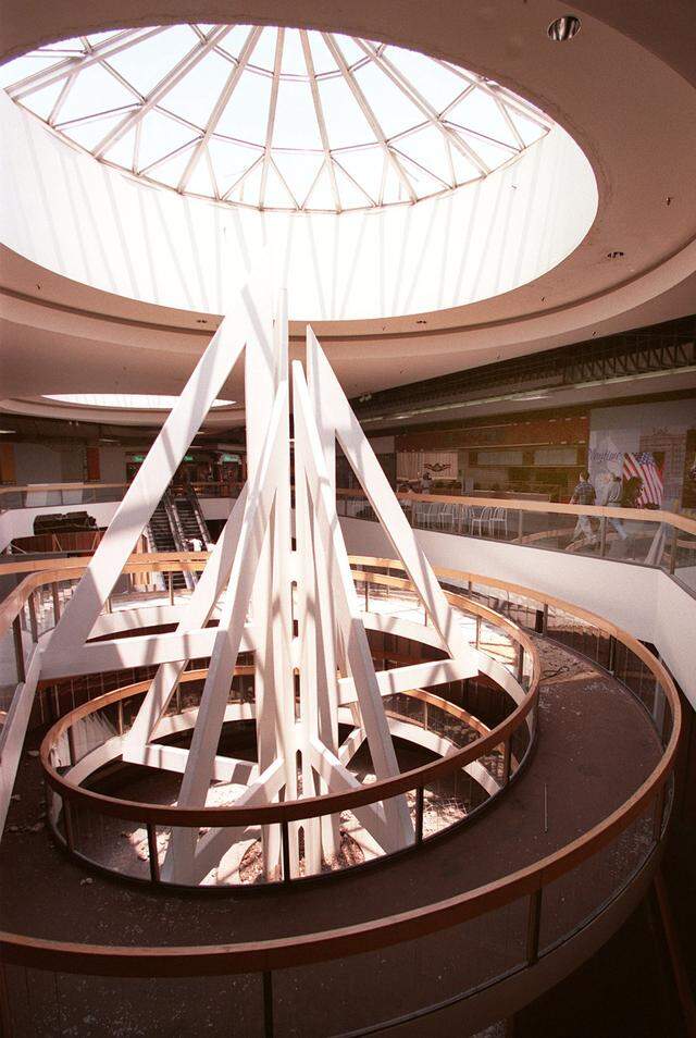 Aug. 4, 1999: The spiral ramp at Ridgmar Mall in Fort Worth is being dismantled.