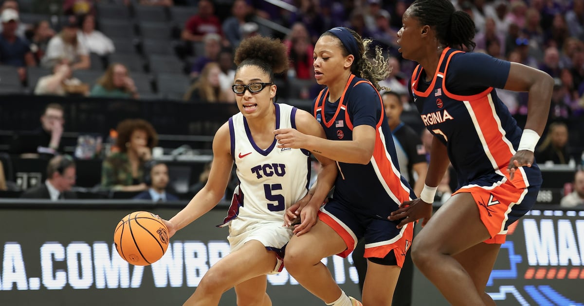 Marta Suarez and Olivia Miles lead TCU past Virginia and into the women's Elite Eight