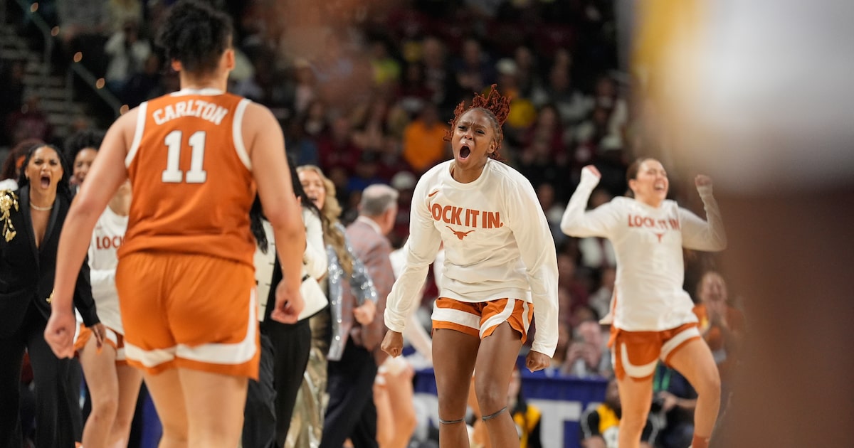 Texas knocks off defending champ South Carolina to win first women’s SEC tournament title