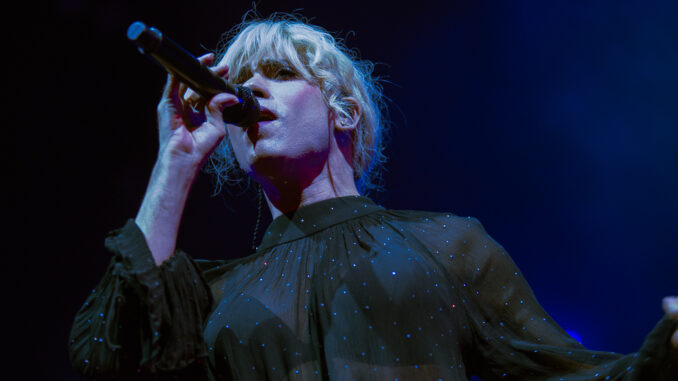 Header-RainbowKittenSurprise-MoodyAmphitheater-Austin-TX-03252026-LaurynSingletary