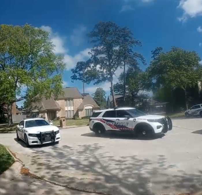 Man flown to hospital after stabbing at northwest Harris County home