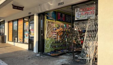 Dallas police investigate truck-ram burglary at vape shop – NBC 5 Dallas-Fort Worth