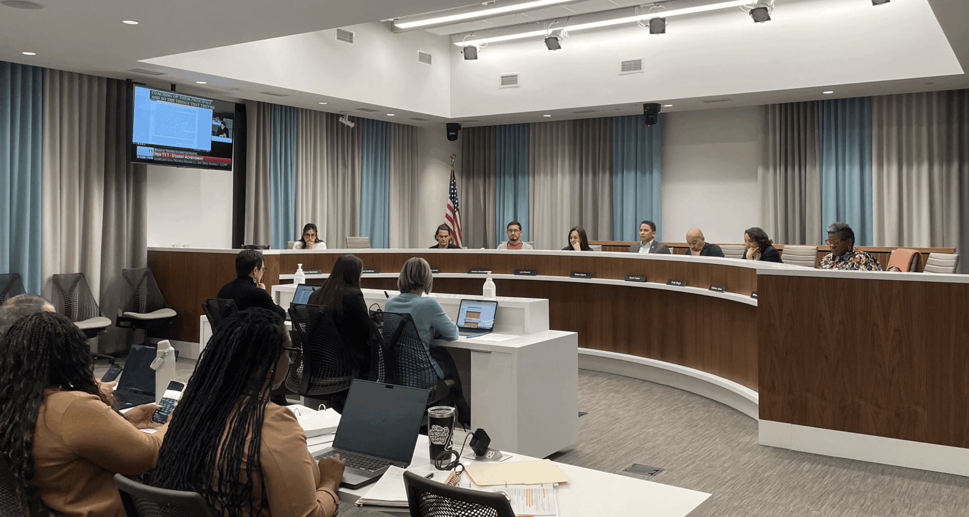 AISD Internal Messages Released as Charter Contracts Loom • The Austin Chronicle