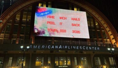 NIN’s staged spectacle lights up American Airlines Center