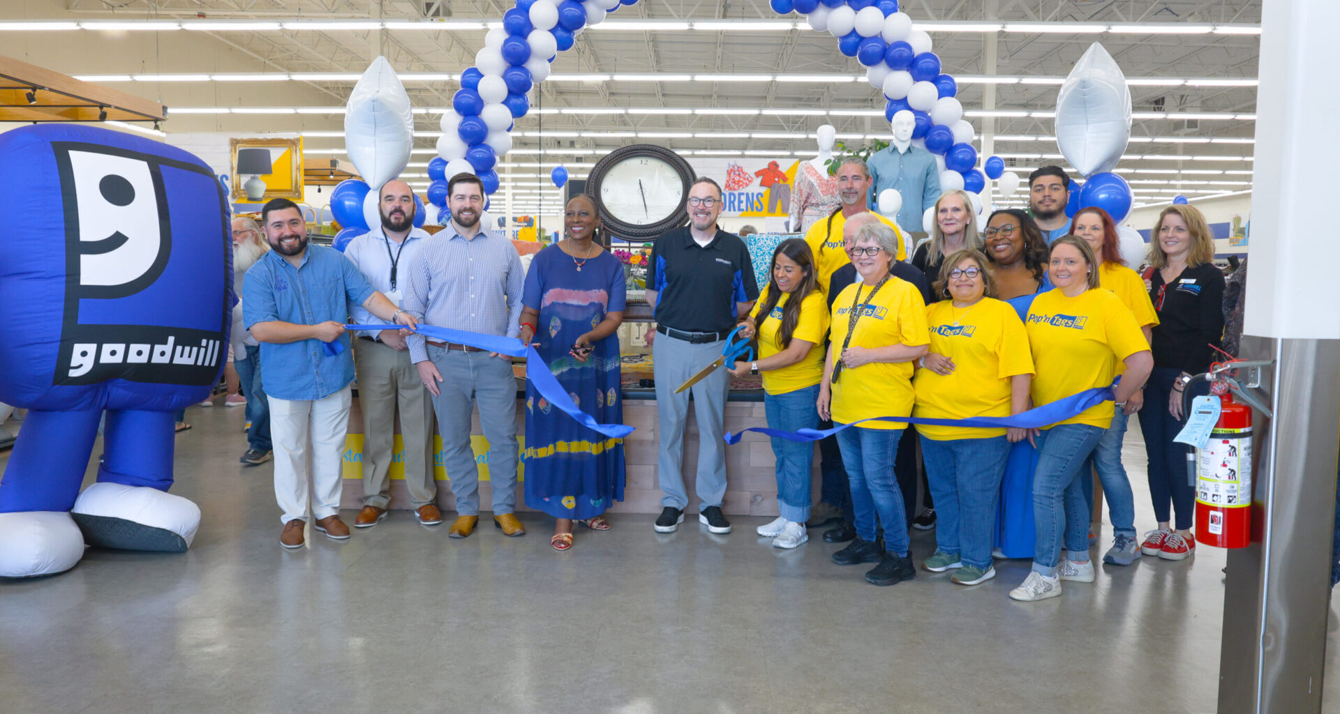 GOODWILL NORTH CENTRAL TEXAS CELEBRATES SUCCESSFUL GRAND OPENING OF NEW MANSFIELD STORE
