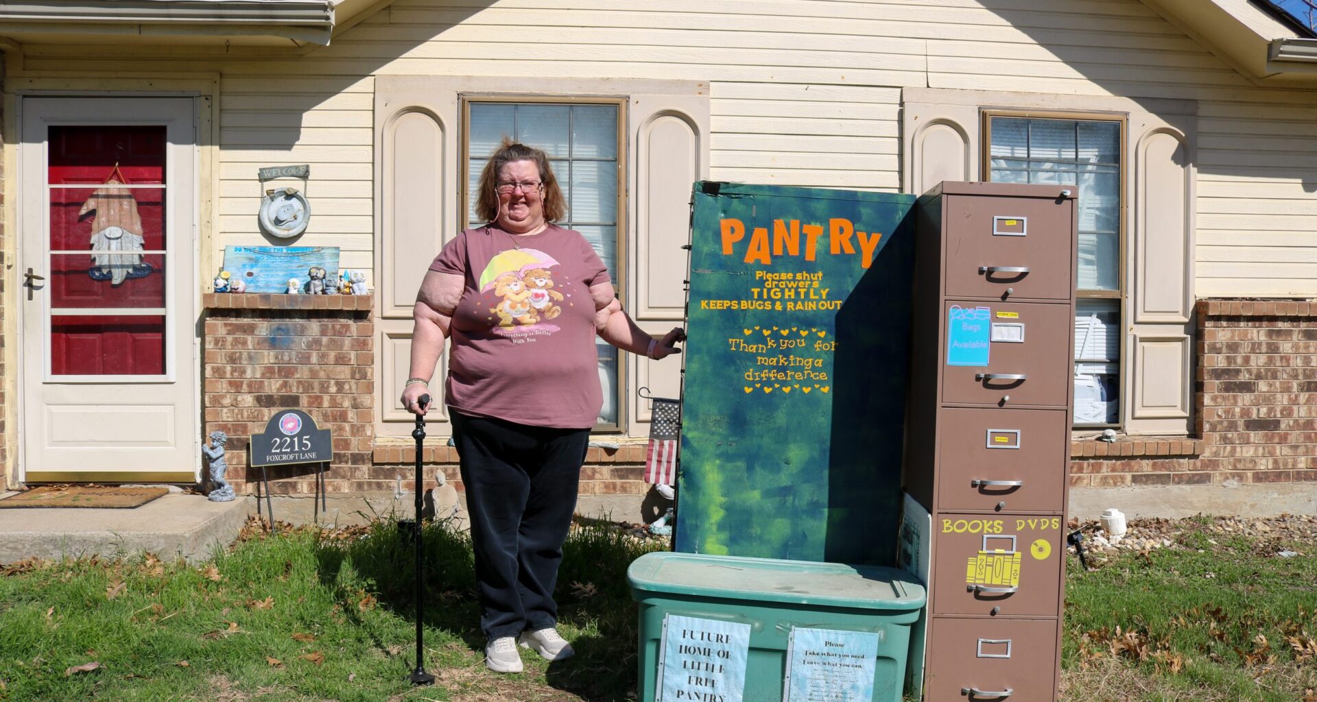 Arlington women open porch pantries to feed neighbors in need