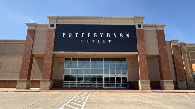 The Pottery Barn Outlet near the Arlington Highlands shopping center along Interstate 20 and Matlock Road