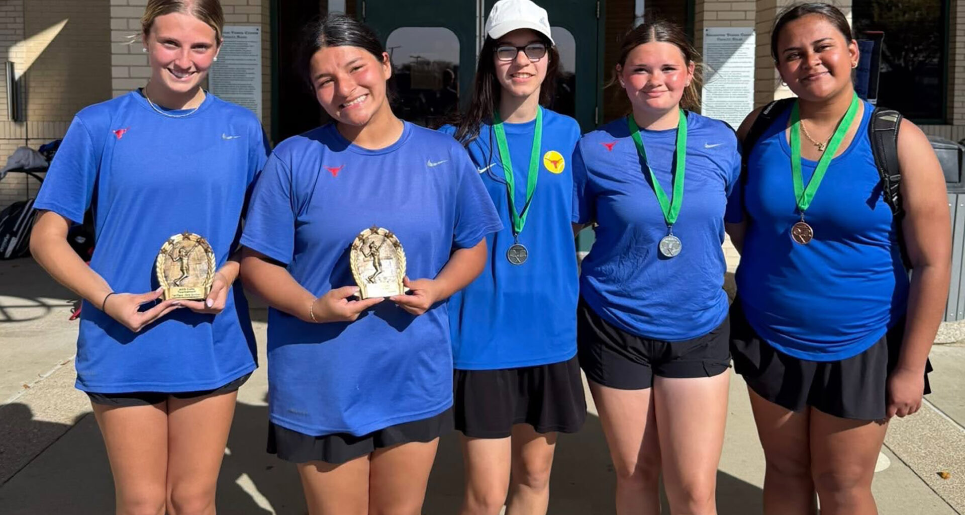 Graham tennis competes in Arlington