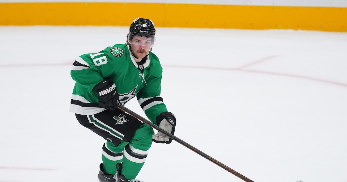 Dallas Stars forward Sam Steel makes early exit in loss vs. N.Y. Islanders