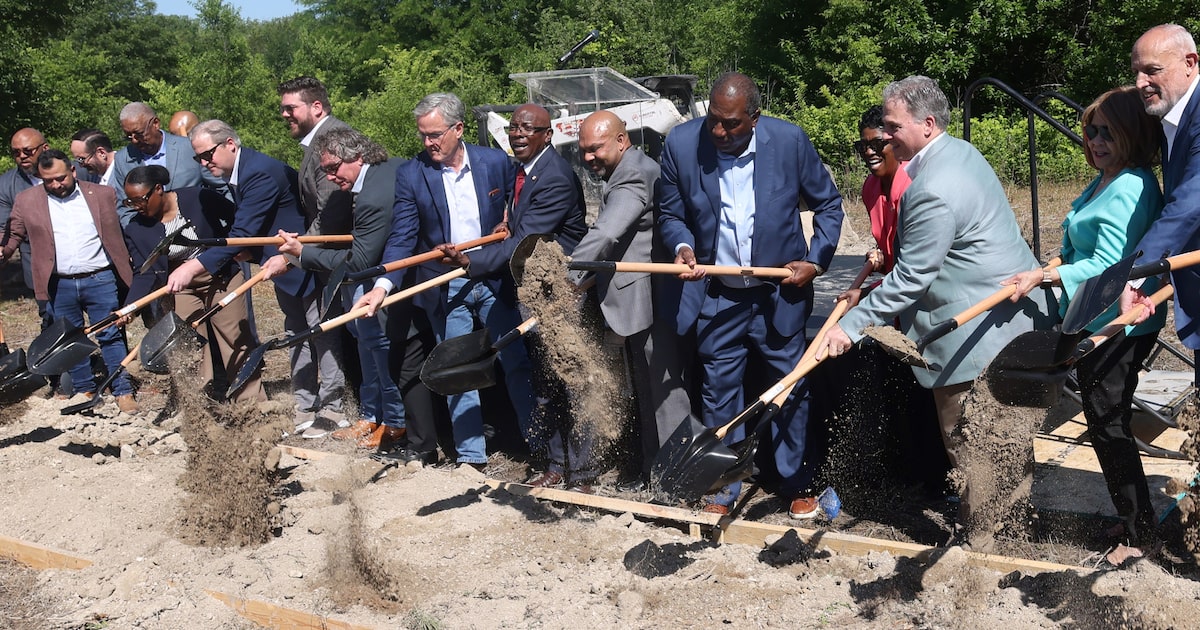 Elon Musk wants to bore in Dallas