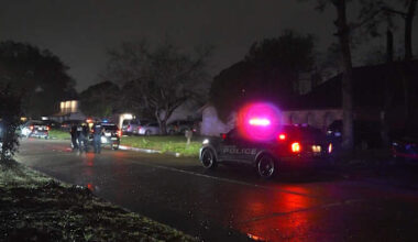 Husband, wife shoot each other during fight in Southwest Houston