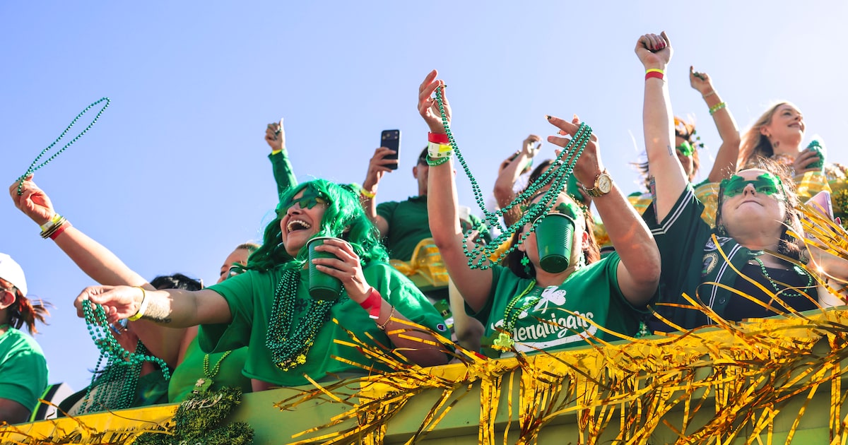 Dallas’ 45th St. Patrick’s Day parade lit up Greenville Avenue