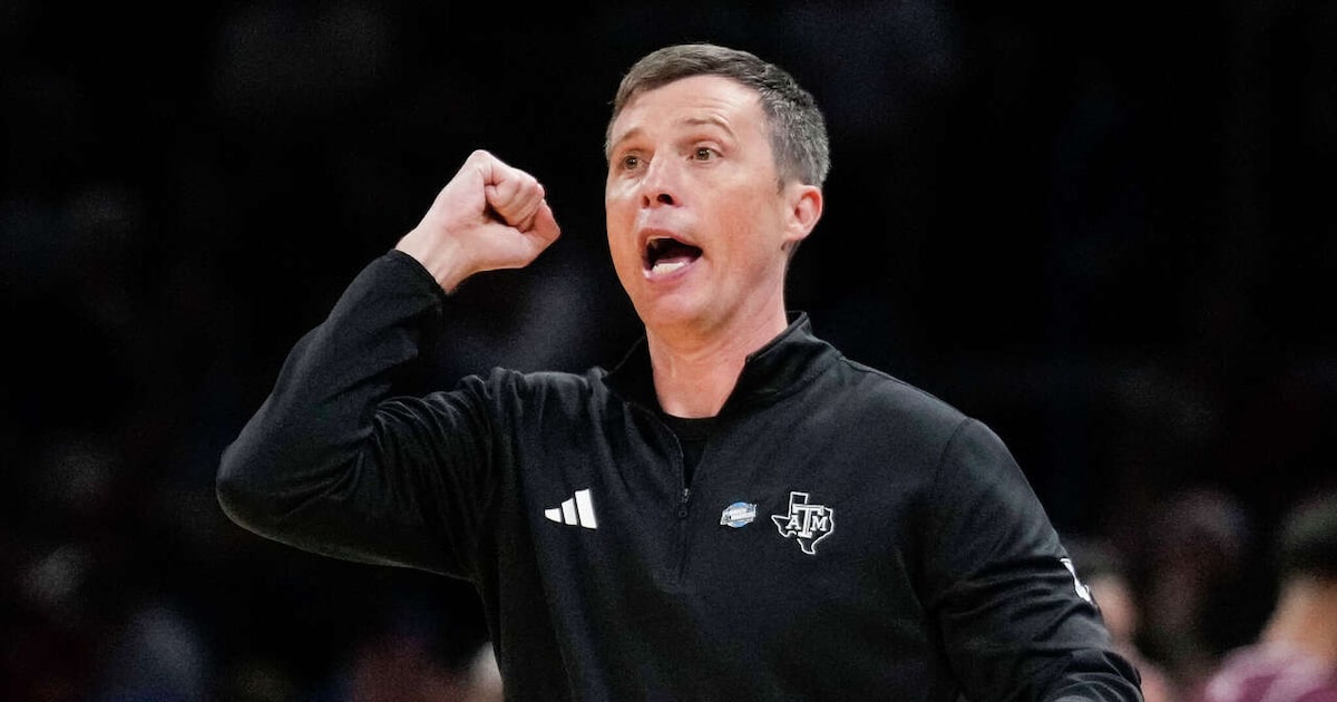 Texas A&M basketball coach Bucky McMillan inks extension following Year 1 success