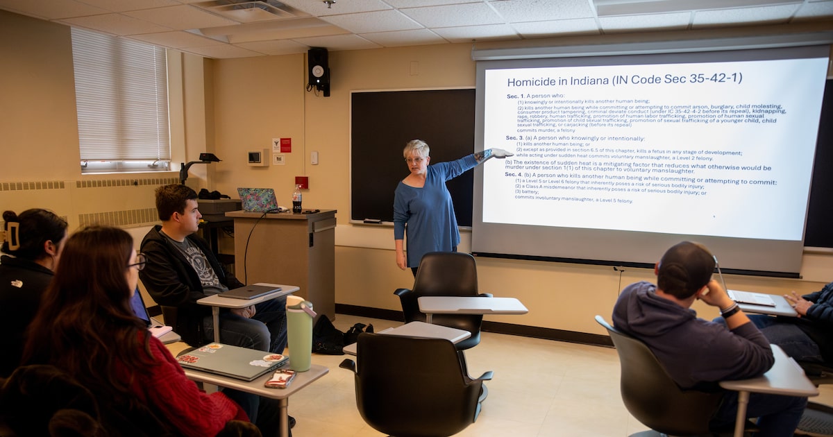 Republicans are remaking Texas’ public universities. Some professors are leaving