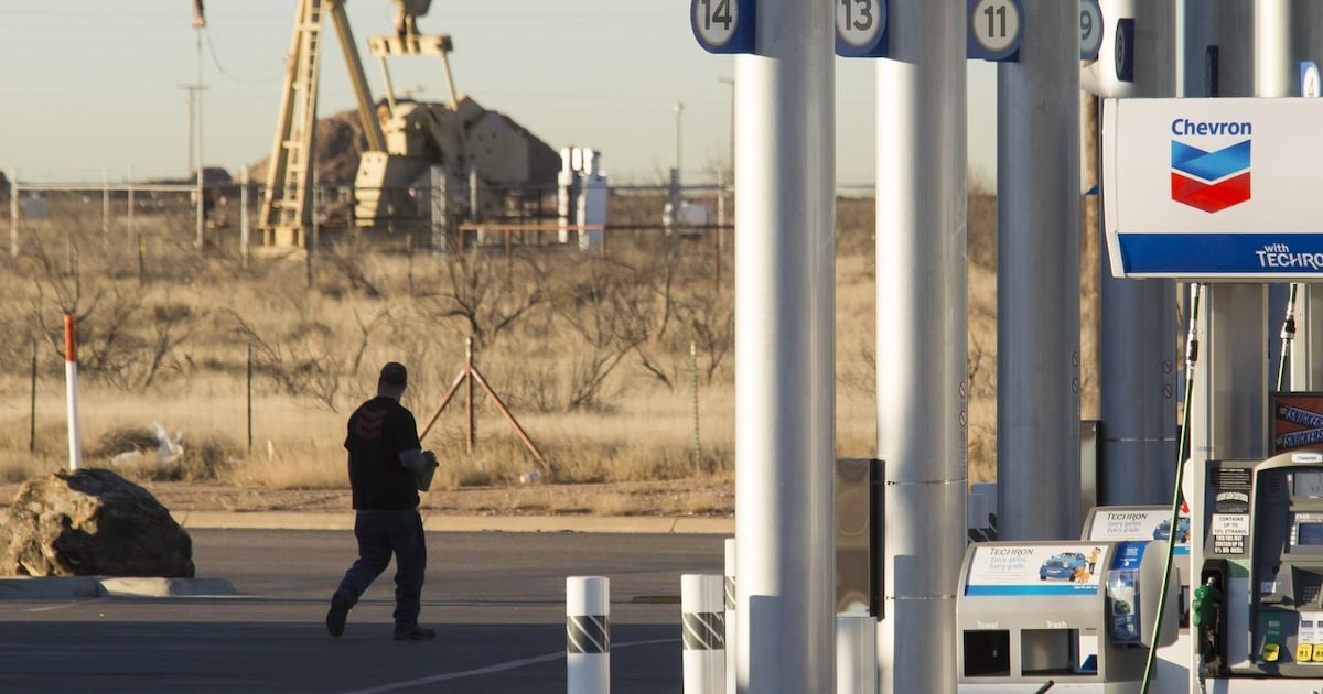 Oil and gas activity rose in early 2026 despite lingering uncertainty, Dallas Fed says