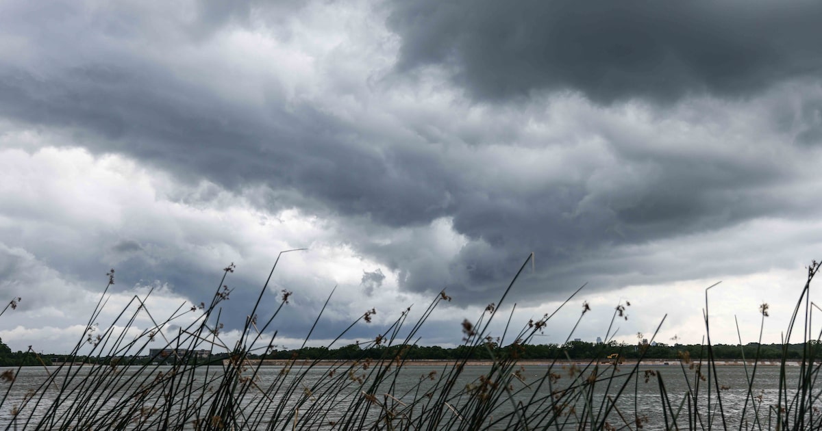 Dallas’ White Rock Trail sinkhole is stable, for now, city says