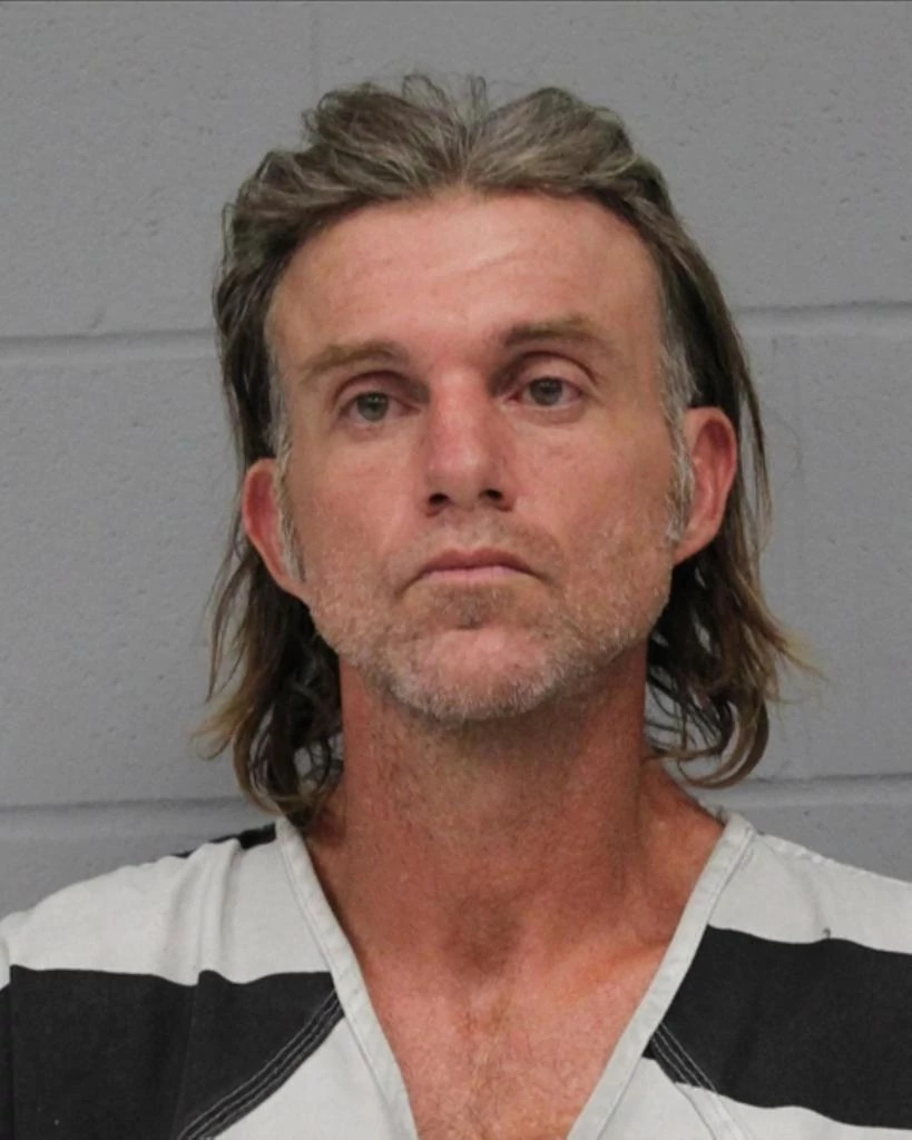 Moorehead,-Robert-(45yoa)-25-3290598