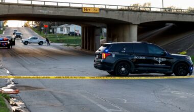 Officer shoots, kills man near U.S. Highway 287 overpass, Fort Worth police say