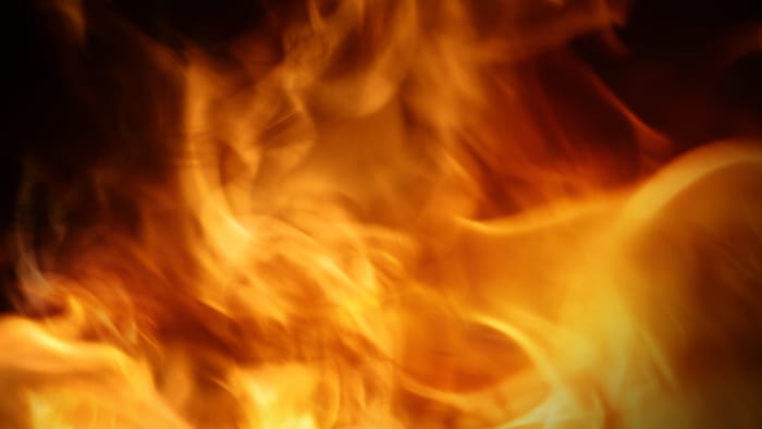 2-alarm apartment fire in northwest Houston