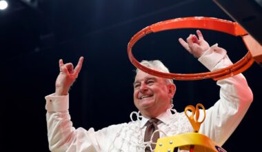 Who is Vic Schaefer? 5 things to know about Texas' women's basketball coach