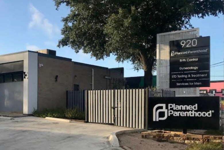 Two of Planned Parenthood's San Antonio health centers have expanded their hours.